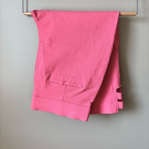 89th & Madison Bright Pink Capri with Bows - Picture 5 of 9